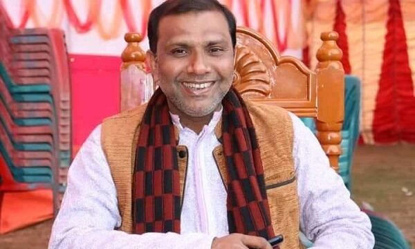 তালায় আওয়ামী লীগের যুগ্ম সম্পাদক মীর জাকিরসহ ২জন আটক