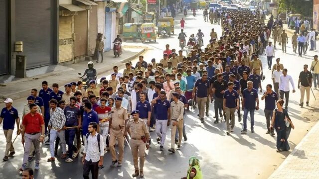 ভারতের গুজরাটে এক হাজারের বেশি বাংলাদেশি গ্রেফতার