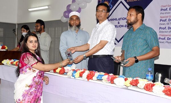 বিশ্ববিদ্যালয় জীবনের প্রতিটি মুহূর্তই আত্মগঠনের সময় : উপ-উপাচার্য