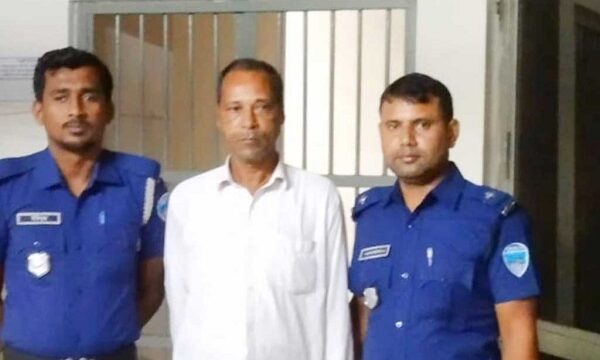 ২০ বছরের সাজা এড়াতে ২৩ বছর পলাতক, অবশেষে গ্রেপ্তার