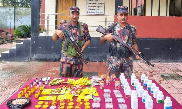 বেনাপোলে বিজিবির অভিযানে ২০ লাখ টাকার ভারতীয় চোরাই পণ্য জব্দ