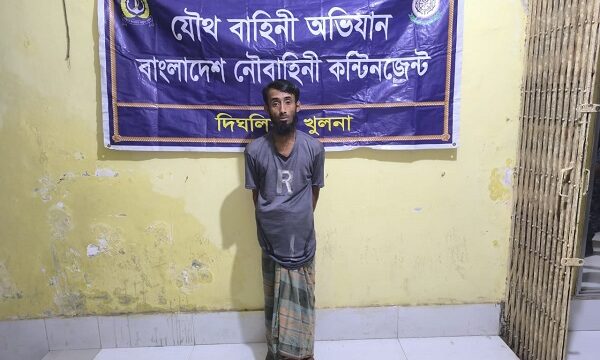 দিঘলিয়ায় ইয়াবাসহ মাদক কারবারী গ্রেফতার