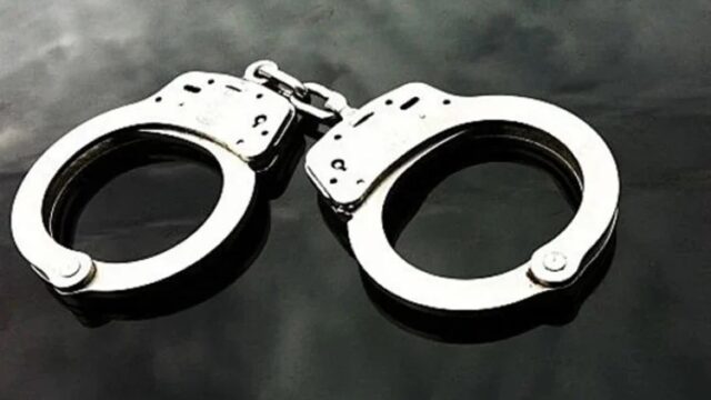 থানায় ঢুকে পুলিশের ওপর হামলা, সাবেক শিবির নেতা আটক