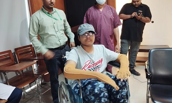 ৩৬ বার অপারেশন, অবশেষে বাড়ি ফিরল মাইলস্টোনের শিক্ষার্থী নাভিদ