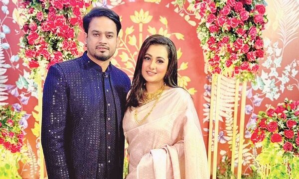 বিচ্ছেদের গুঞ্জন উড়িয়ে পূর্ণিমা জানালেন, সুখে আছেন তাঁরা