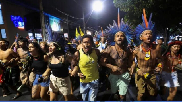 ব্রাজিলে কপ-৩০ সম্মেলনে আদিবাসীদের বিক্ষোভ