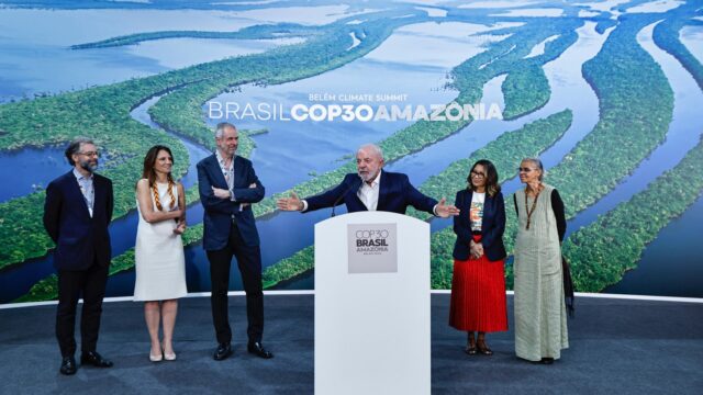 Lula calls for stronger greenhouse gas reductions and emphasizes broad social participation at COP30