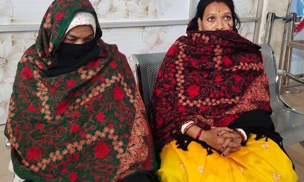 বেনাপোলে দুই ভারতীয় নারীর কাছ থেকে বিপুল পরিমাণ টাকা জব্দ