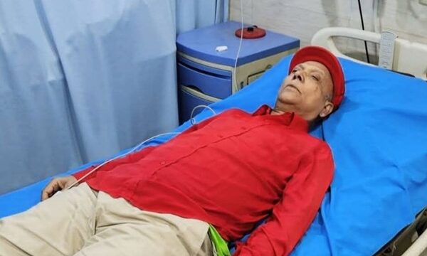 খুলনায় অসুস্থ কবি আব্দুল হাই সিকদার, হাসপাতালে ভর্তি