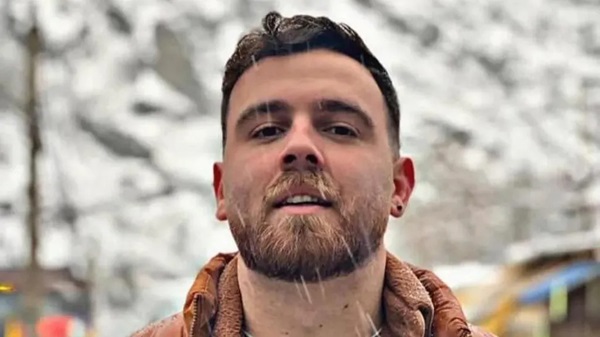 বিশ্বজুড়ে তীব্র প্রতিক্রিয়ার পর নতিস্বীকার, এরফান সোলতানির মৃত্যুদণ্ড স্থগিত করল ইরান