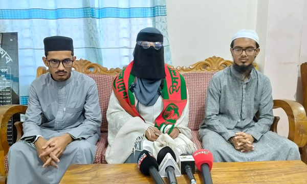 হাত পাখার নারী কর্মীদের ওপর জামায়াত কর্মীদের হামলার অভিযোগ, আহত ৩