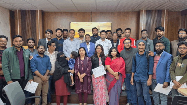 দায়িত্বশীল সাংবাদিকতা নিয়ে খুলনায় দিনব্যাপী কর্মশালা