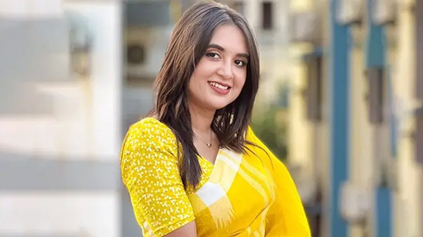 টিউমার অপসারণের পর এখন কেমন আছেন তানিয়া বৃষ্টি