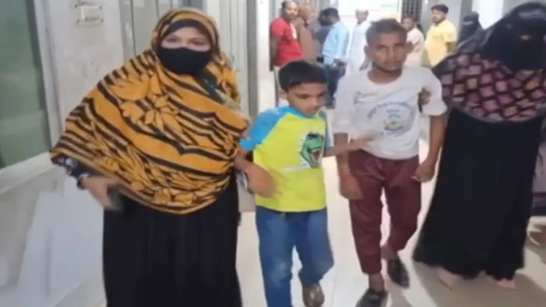 চুরির অভিযোগে শিশুর মুখে সিগারেটের ছ্যাঁকা