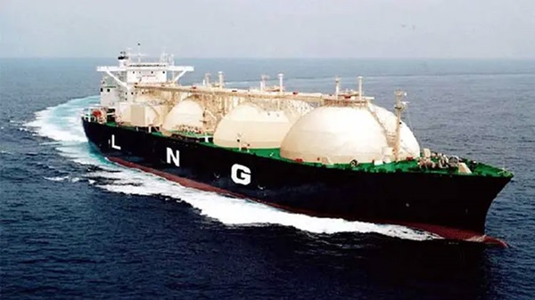 এলএনজি উৎপাদন বন্ধ করে দিয়েছে কাতার
