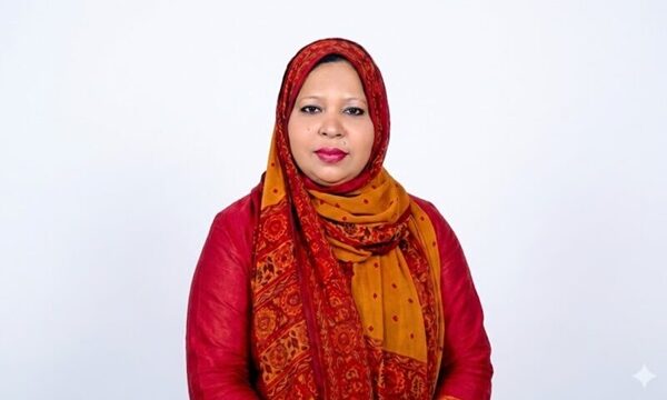 শত প্রতিকূলতা পেরিয়ে বিভাগীয় অদম্য নারী পুরষ্কারে ভূষিত চিতলমারীর রুনা গাজী