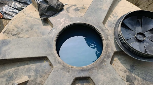 নাটোরে মাটির নিচে ট্যাংকিতে মিলল ১০ হাজার লিটার ডিজেল