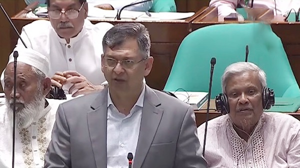 জুলাই অভ্যুত্থানকারীদের ওপর হামলাকারী যে বাহিনীরই হোক, বিচার হবে: স্বরাষ্ট্রমন্ত্রী