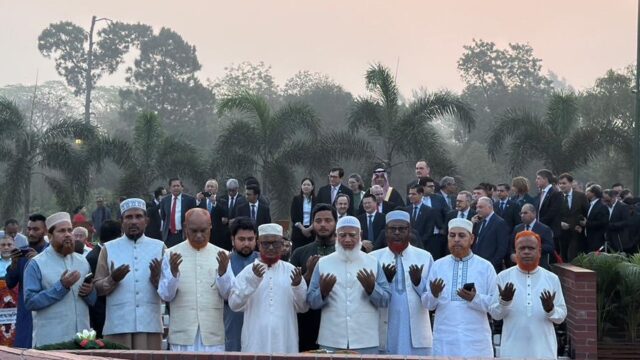 স্বাধীনতা দিবসে স্মৃতিসৌধে বিরোধীদলীয় নেতা শফিকুর রহমানের শ্রদ্ধা