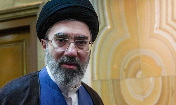 যুক্তরাষ্ট্র-ইসরায়েল পরাজয় স্বীকার না করলে আলোচনা নয় : মোজতবা খামেনি