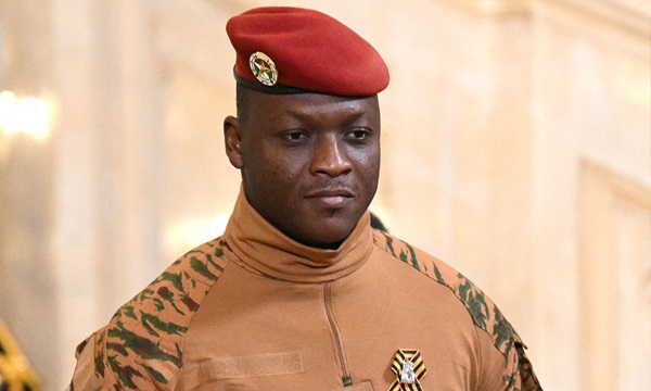 ‘গণতন্ত্র ভুলে যান’, বললেন বুরকিনা ফাসোর সামরিক শাসক ইব্রাহিম ত্রাওরে