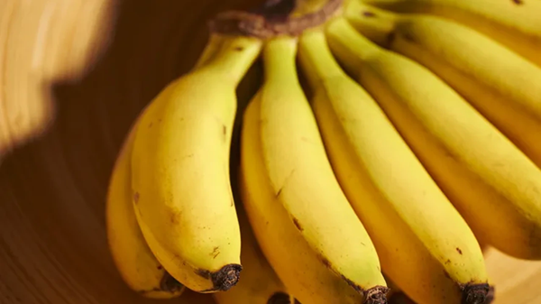 কখন কলা খাওয়া সবচেয়ে ভালো? জেনে নিন সঠিক সময়