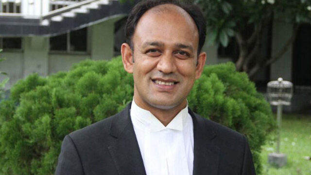 কারাগারে বসে নির্বাচনে অংশ নিতে ব্যারিস্টার সুমনের রিট