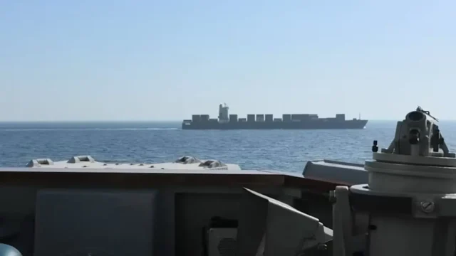 ইরানি জাহাজে হামলার ভিডিও প্রকাশ যুক্তরাষ্ট্রের নৌবাহিনীর