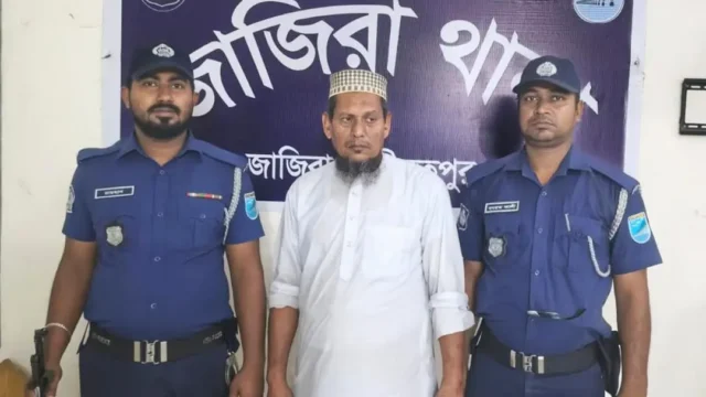 মসজিদে ডেকে নিয়ে শিশুকে ধর্ষণচেষ্টা, ইমাম গ্রেপ্তার