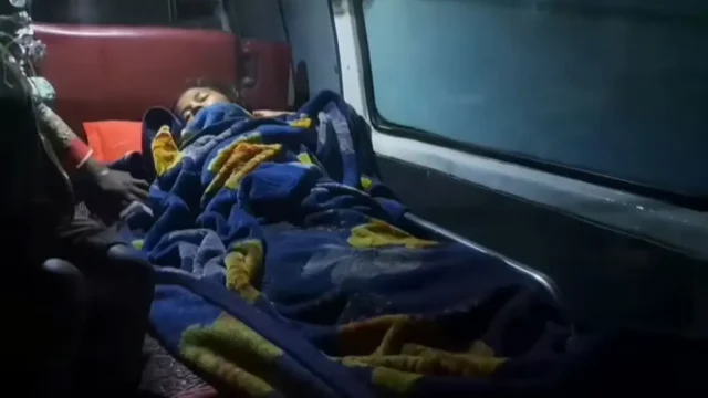 স্কুলে যাওয়ার পথে তুলে নিয়ে ধর্ষণ, অজ্ঞান অবস্থায় ফেলে যায় রাস্তার ধারে