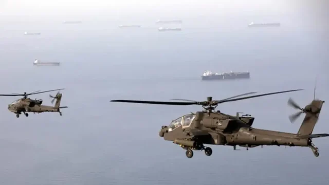 হরমুজ প্রণালিতে ইরানি জাহাজ আটকের দাবি ট্রাম্পের