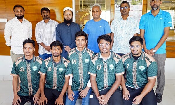 কুয়েট অ্যাথলেটিকস দলের ভাইস-চ্যান্সেলরের সঙ্গে সৌজন্য সাক্ষাৎ