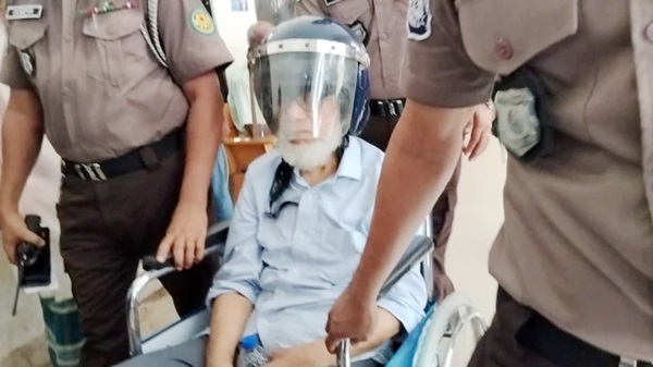 সাত মামলায় জামিনের পর আরেক হত্যা মামলায় গ্রেপ্তার সাবেক প্রধান বিচারপতি