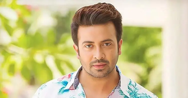 শ্রদ্ধা জানাই পৃথিবীর প্রতিটি শ্রেণি-পেশার নেপথ্যের নায়কদের: শাকিব খান
