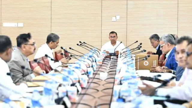 খুলনা শিপইয়ার্ড সড়ক প্রকল্পে প্রধানমন্ত্রীর তীব্র অসন্তোষ : দায়ী কর্মকর্তাকে চিহ্নিতের নির্দেশ