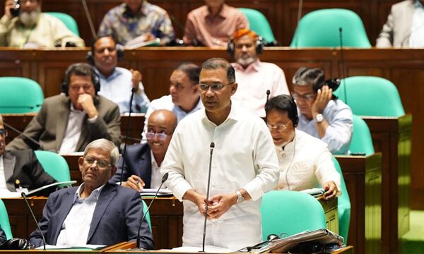 অর্থনীতি ধ্বংসস্তূপে পরিণত হয়েছিল, সংকট কাটিয়ে উঠবে সরকার: প্রধানমন্ত্রী