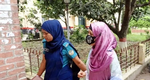 স্বামীকে কিল-ঘুষি, স্ত্রীর ৫ দিনের কারাদণ্ড