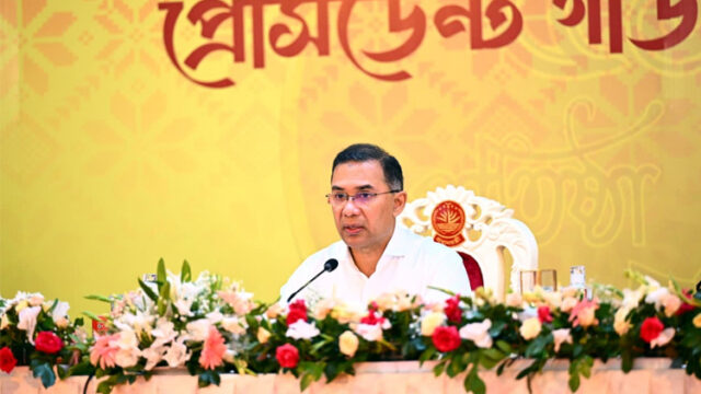 সরকারি অনুষ্ঠানের ব্যানার-ফেস্টুনে প্রধানমন্ত্রীর ছবি ব্যবহার নিষিদ্ধ