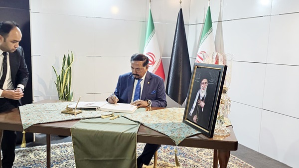 খামেনির অন্ত্যেষ্টিক্রিয়ায় স্পিকারের শ্রদ্ধা জ্ঞাপন