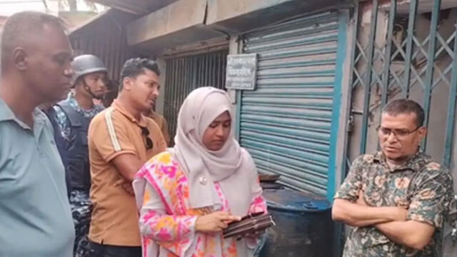 মোংলায় অবৈধভাবে মজুত করা ১৫ হাজার ৬০০ লিটার ভোজ্য তেল জব্দ