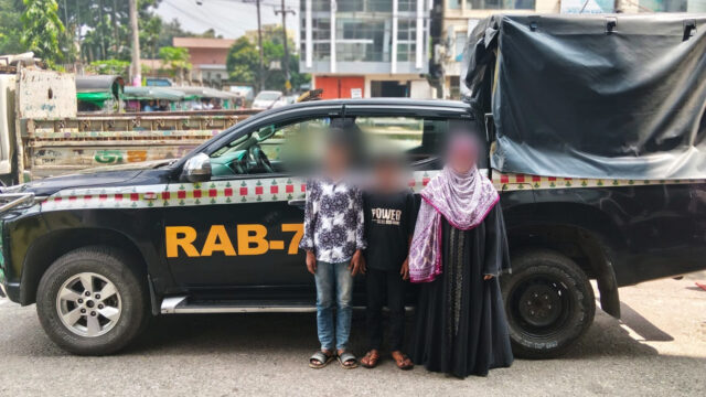 দুই শিশুর পেটে ৬ হাজার ৬১৫টি ইয়াবা পাচার, নারী আটক