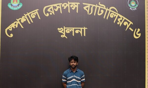খুলনায় শিক্ষার্থী আজমুল হত্যা মামলার আসামি রিফাত গ্রেফতার