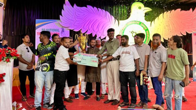 খুলনায় বিডি ন্যাশনাল ট্রফি সিজন ৪ এর পুরস্কার বিতরণ